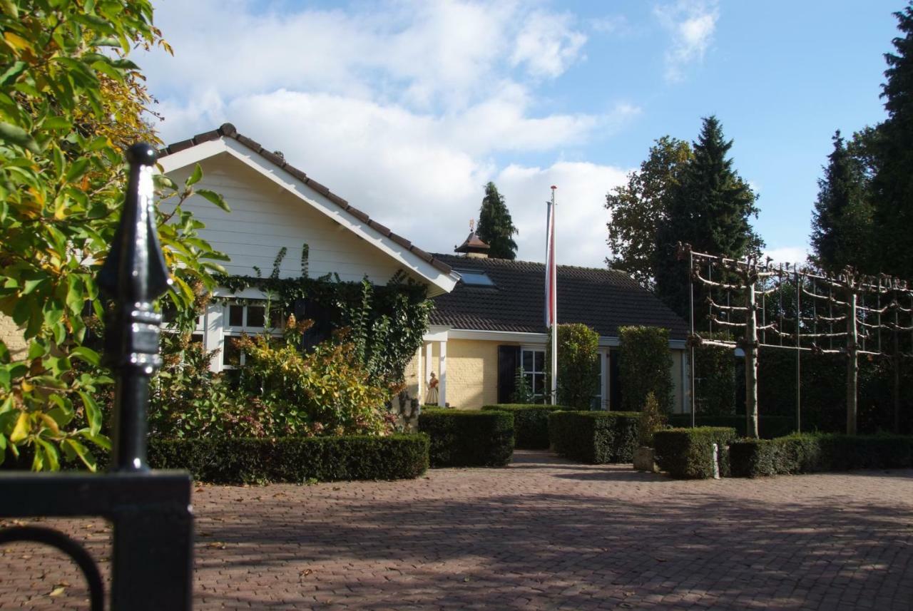 Beck'S Bed And Breakfast Kaatsheuvel Exterior photo